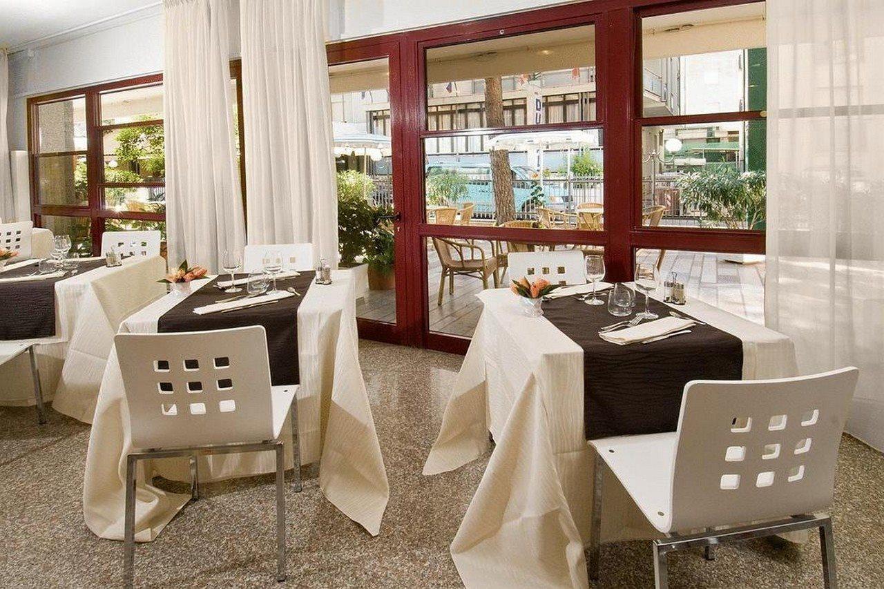 Hotel Capinera Rimini Extérieur photo