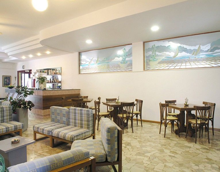 Hotel Capinera Rimini Extérieur photo